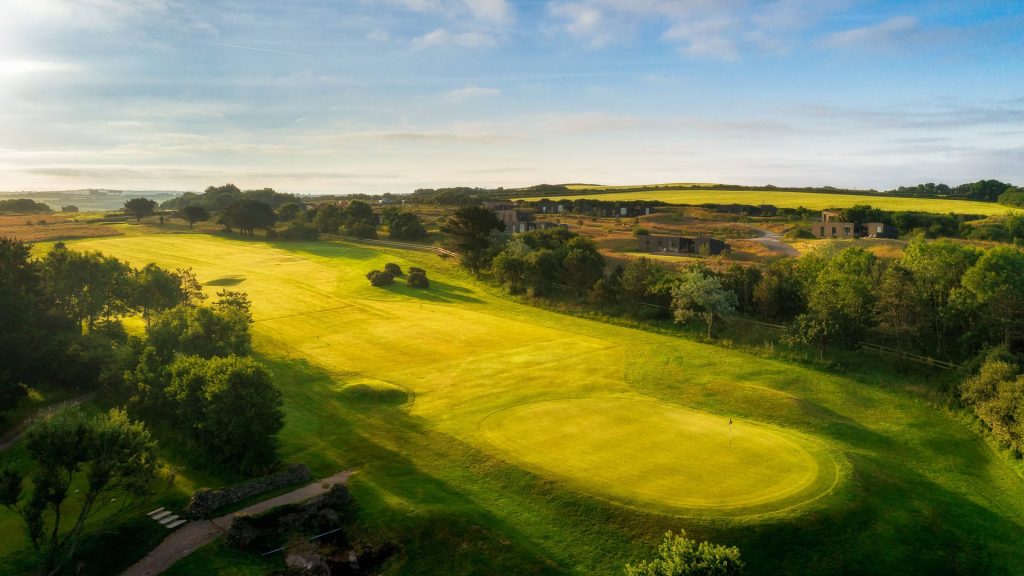 Golf Course - 4th