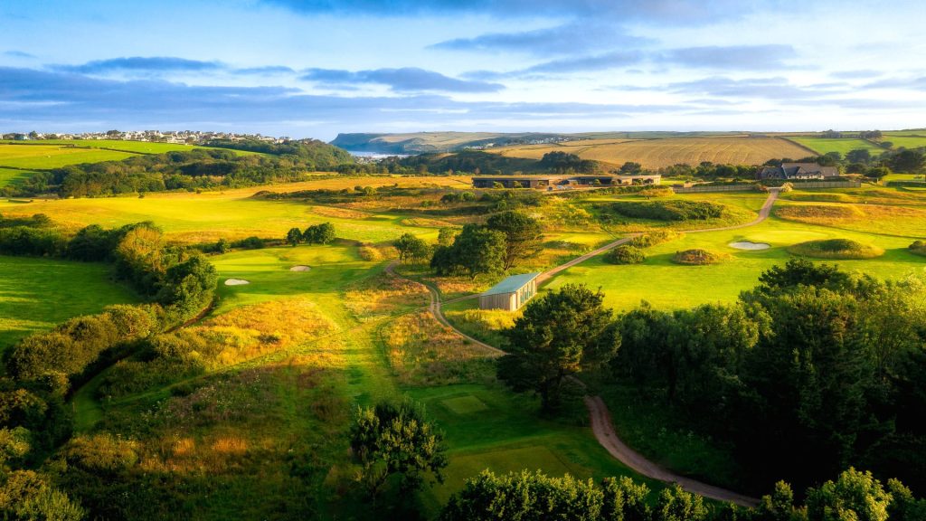 Golf Course - 5th